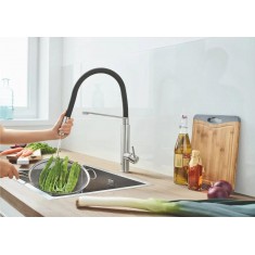  Grohe Змішувач для кухні Viamo, довж.виливу - 235мм, поворотний/гнучкий, 1важіль, хром 